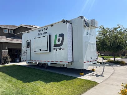 Dryvebox Visalia Tulare - Golf Lounge and Mobile Golf Simulator