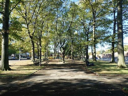 Nassau Mall
