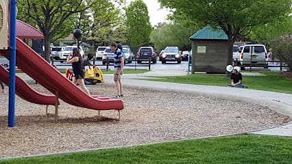 Arbor House at Maple Grove Park
