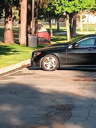 Rancho Simi Recreation and Park District Activity Center