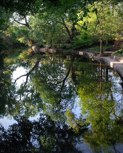 Turtle Creek Parkway