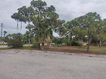 Volunteer Park and Venetian Waterway Parking