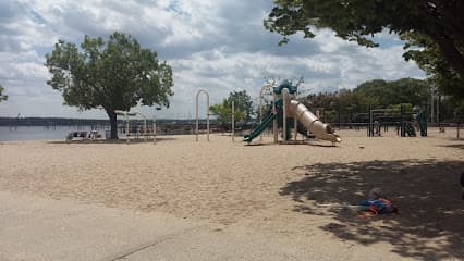 Manorhaven Beach Park & Pool