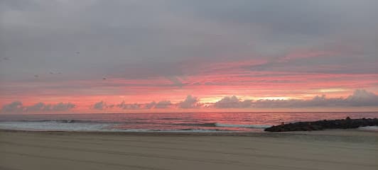 Brinley Avenue Beach