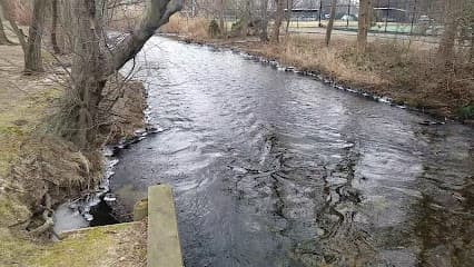 Babylon Park Ave Tennis Courts and Trails