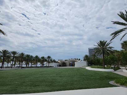 Las Olas Oceanside Park