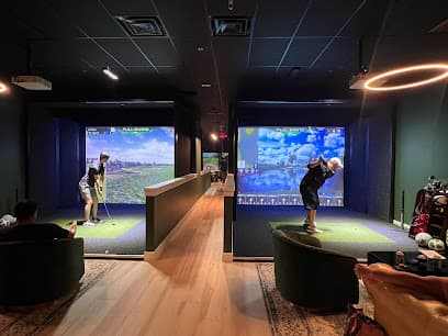 Rev’s Golf Lounge