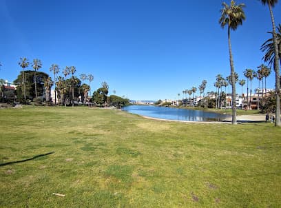 Del Rey Lagoon