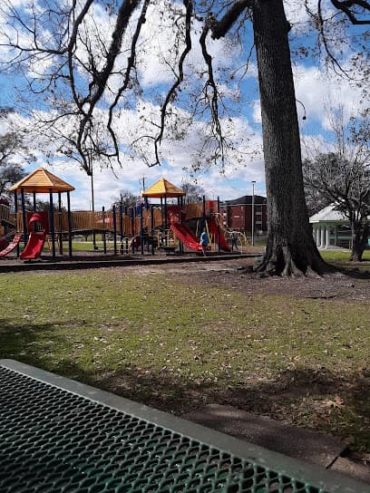 Girard Park Petanque Courts