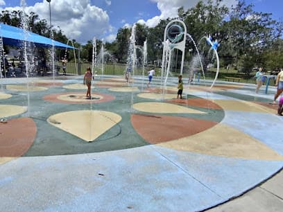 Kit Land Nelson Park