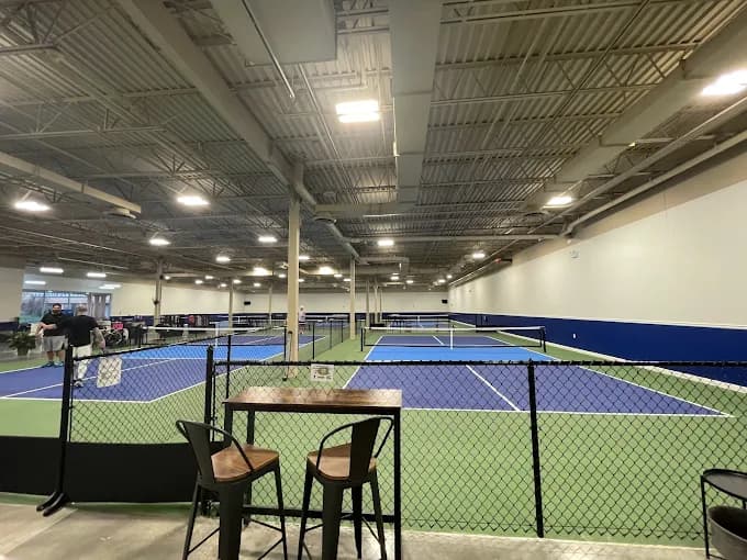 Paddles Up Pickleball