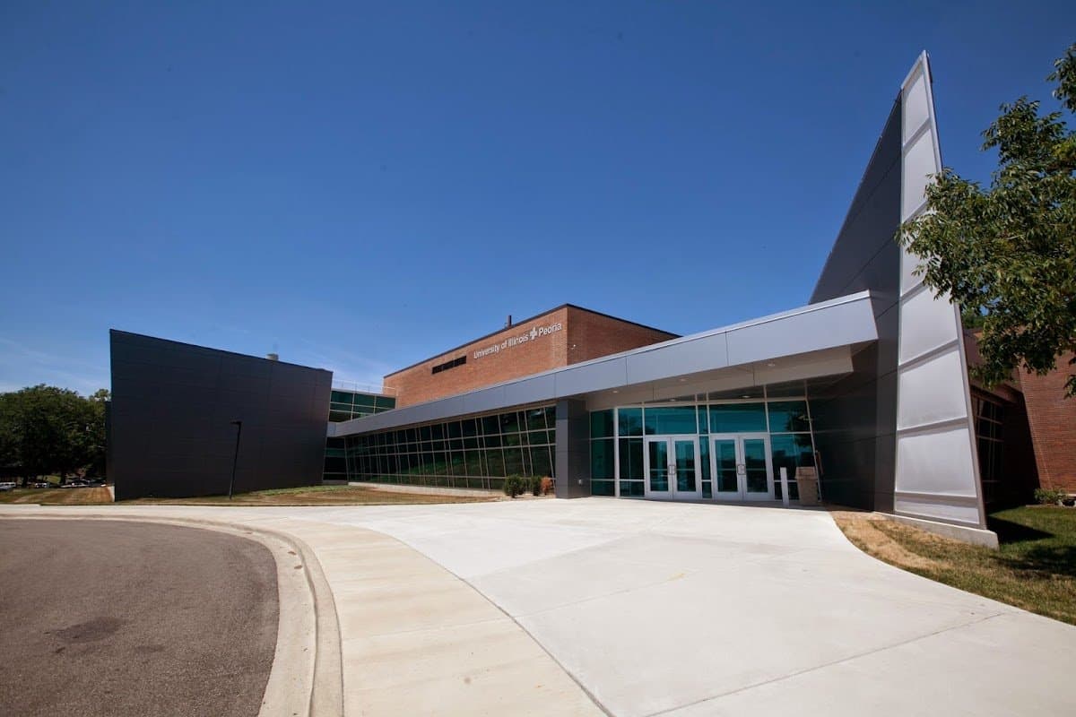 University of Illinois - Peoria (Tennis Court)