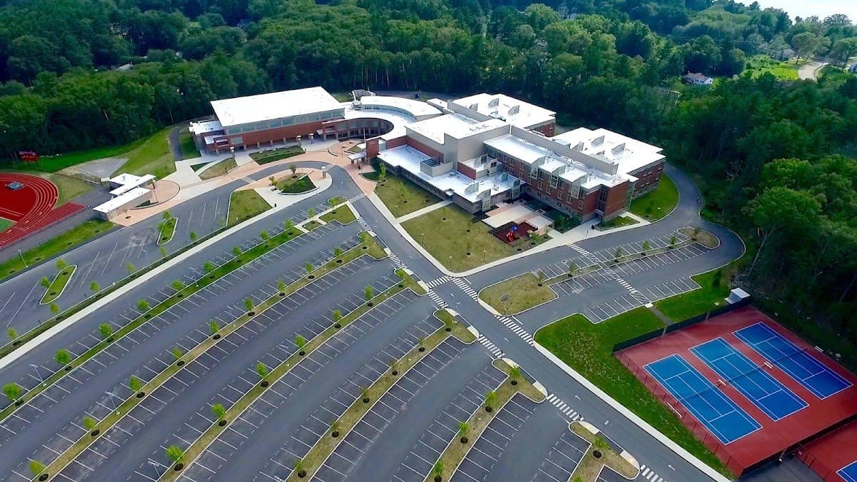 Tewksbury Memorial High School (Tennis Court)