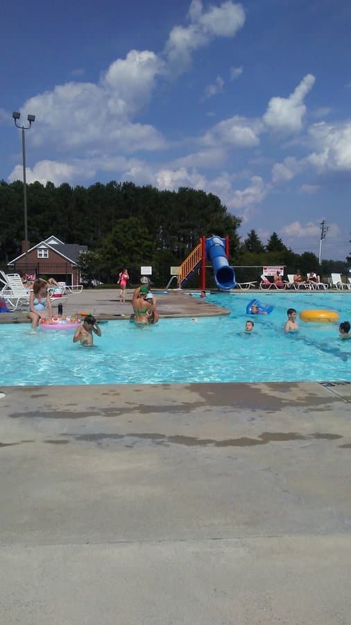 Broadmoor's Recreation Club