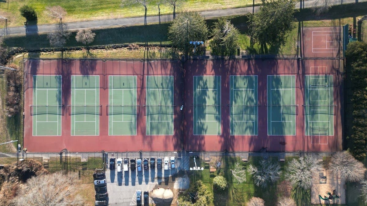 Hunnewell Tennis Center