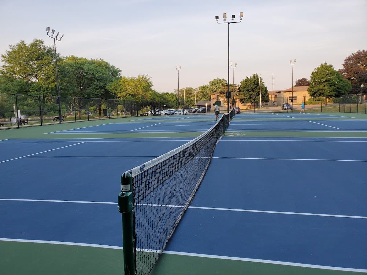 Rochester Municipal Park (Tennis Court)